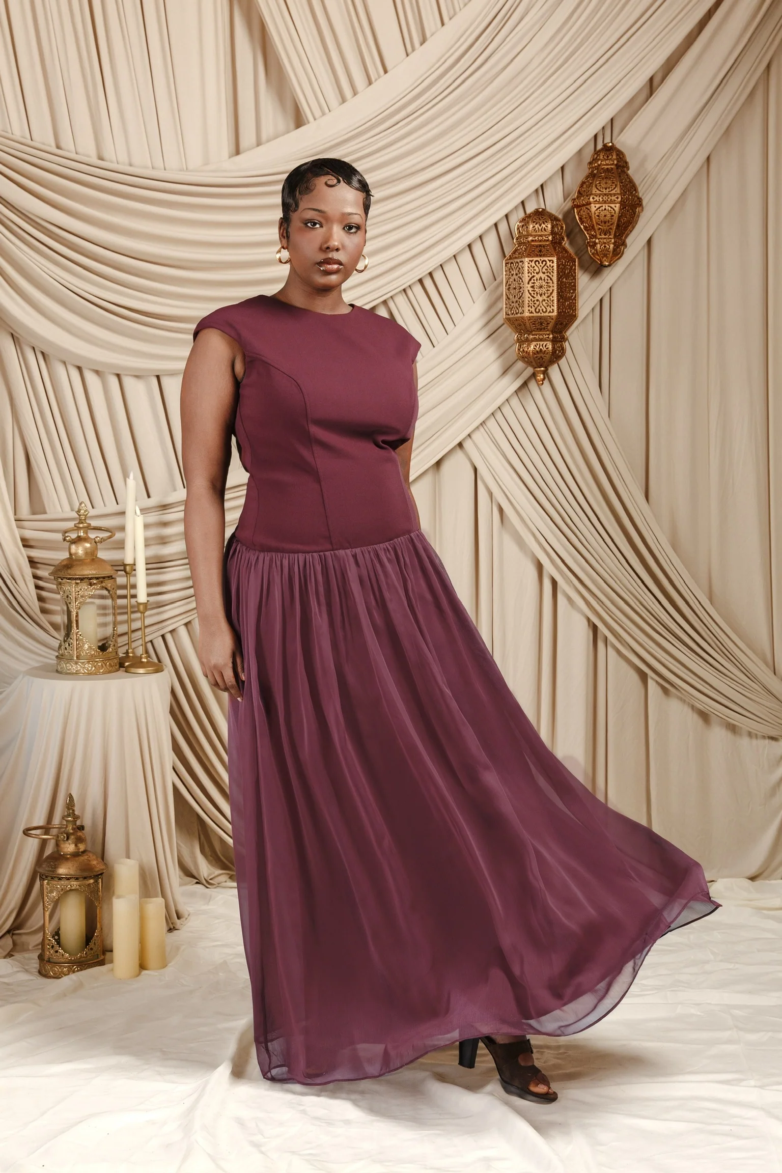 Plum Low Waisted Abaya Set (2 pcs)- Final Sale - Image 3