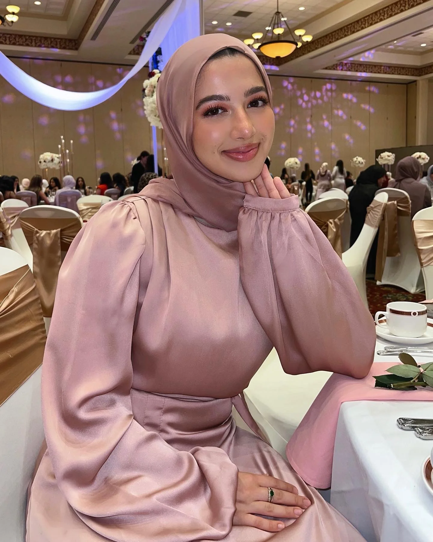 Dusty Pink Shimmering Scarf - Image 2